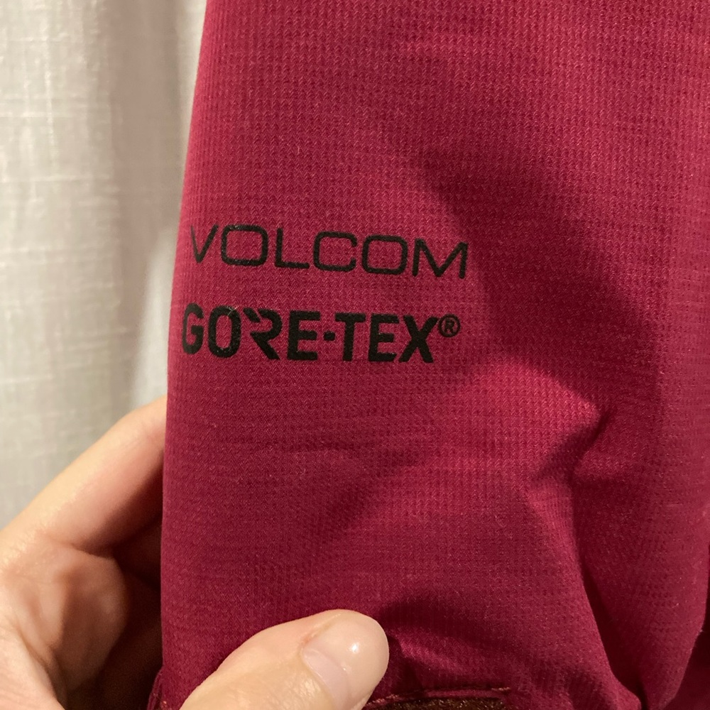 Volcom Winter Jacket - Picture 3 of 6